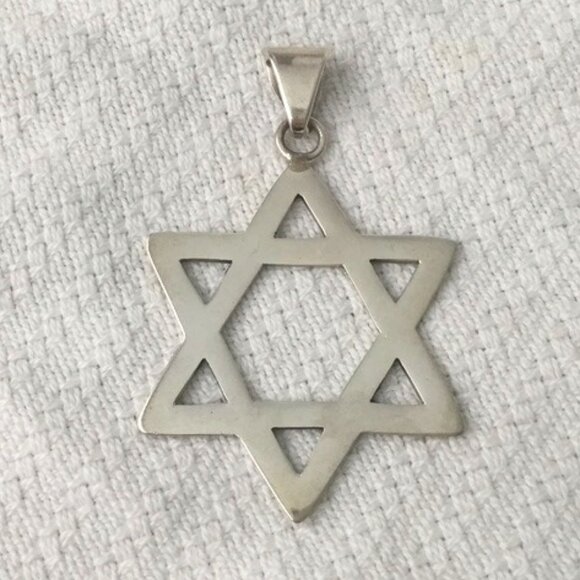 3/$15 Star of David Judaica Pendant Silvertone Vintage - Picture 1 of 4